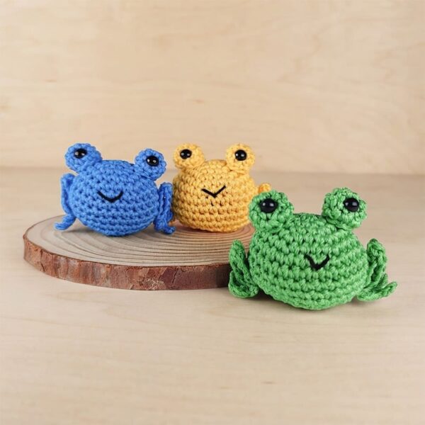 RANA AMIGURUMI
